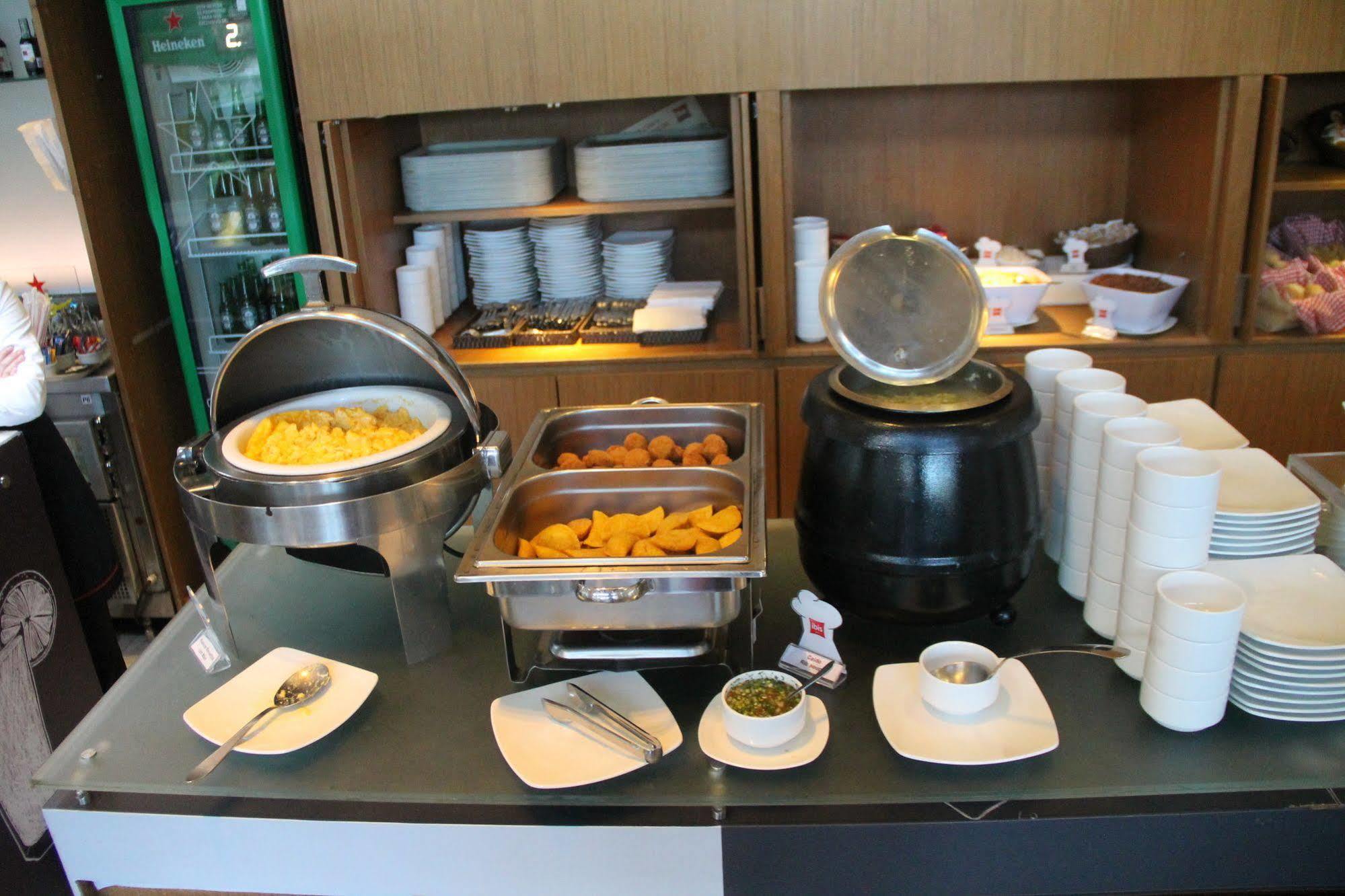 Ibis Museo 酒店 3*